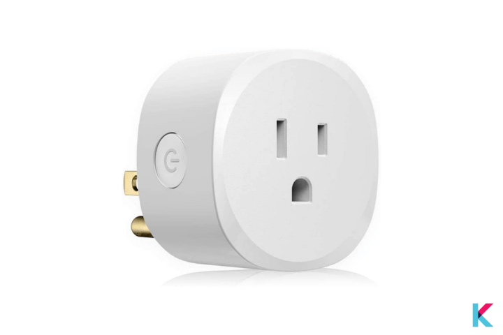 You can control your coffee maker, lamps, fans, and more using a Brilliant smart plug. 